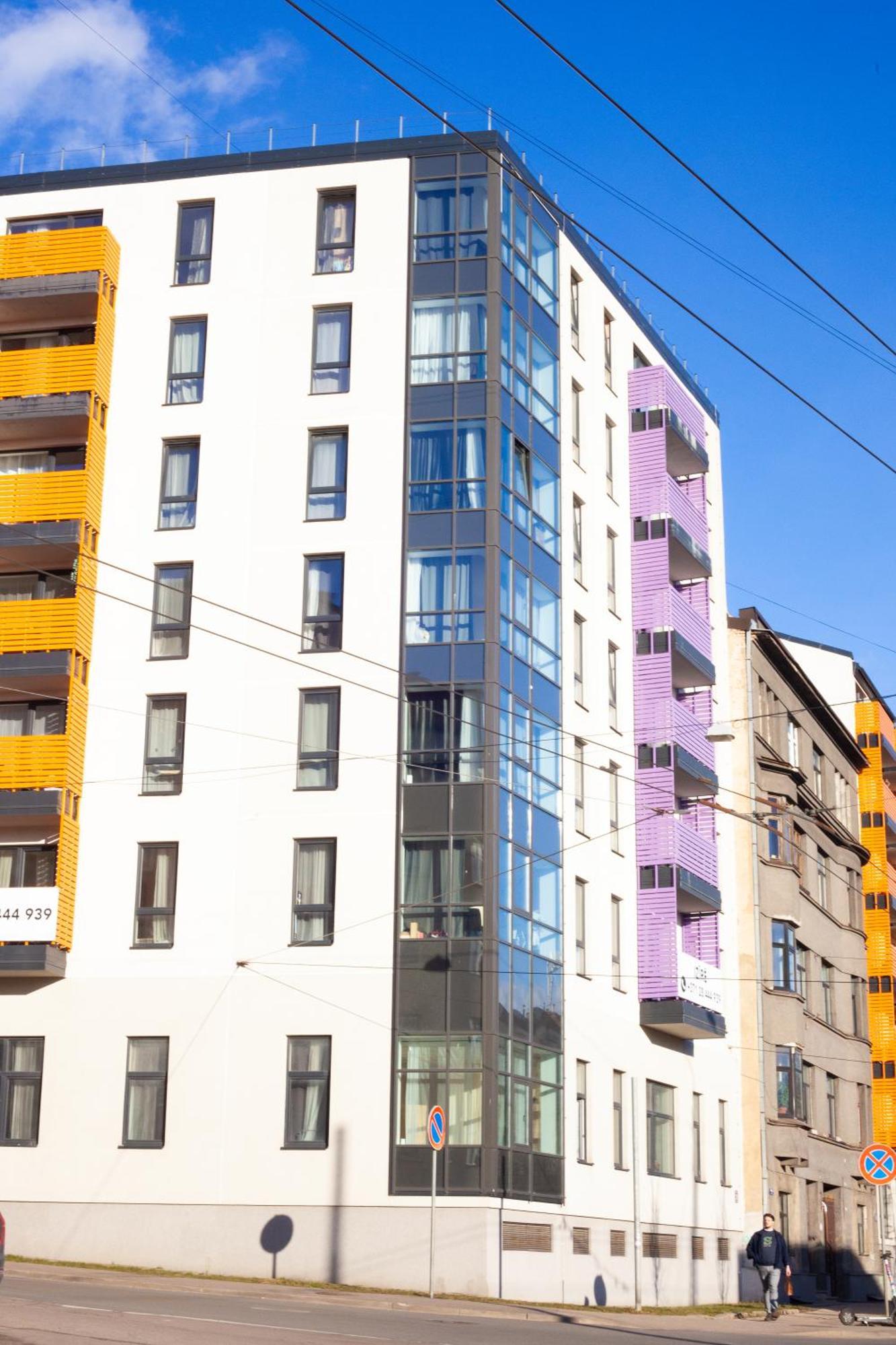 Homyvibes With Free Parking And Self Check-in Апартаменты Рига